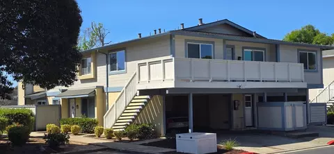 1797 Cherokee Dr 4, Salinas, CA 93906