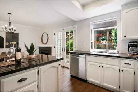 Kitchen - 199 Shelley Ave, Campbell, CA 95008 photo 2 of 5