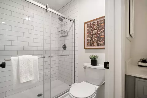 Bath - 199 Shelley Ave, Campbell, CA 95008 photo 1 of 4