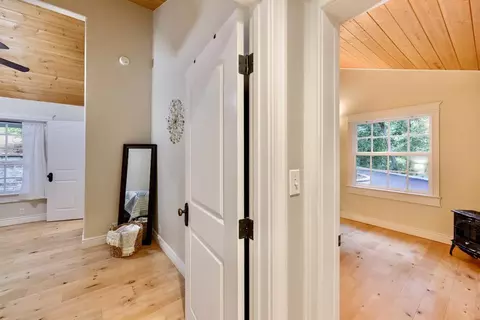 Entry Way - 295 Jims Rd, Ben Lomond, CA 95005 photo 11 of 15