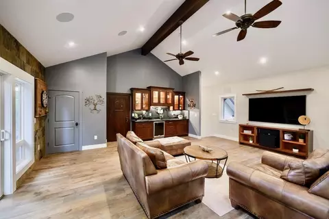 Living - 295 Jims Rd, Ben Lomond, CA 95005 photo 5 of 5