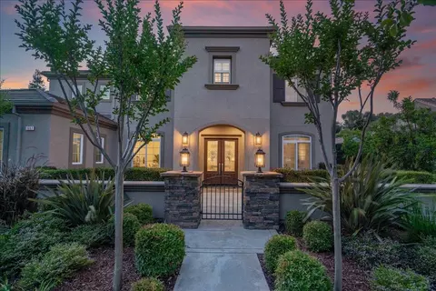 1887 Shafer Ave, Morgan Hill, CA 95037