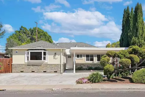1767 Pomeroy Ave, Santa Clara, CA 95051