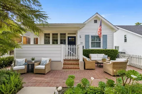 306 El Salto Dr, Capitola, CA 95010