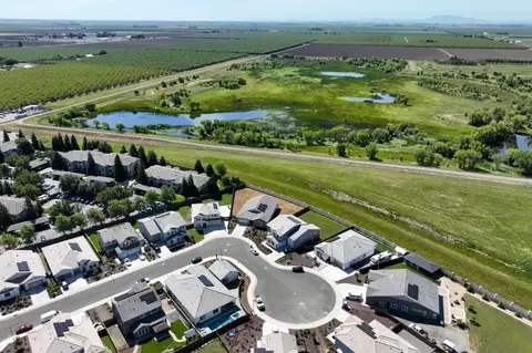 View/Area - 1549 Base Ct, Dixon, CA 95620 photo 13 of 17