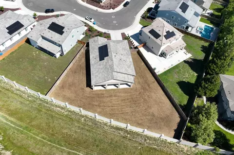 View/Area - 1549 Base Ct, Dixon, CA 95620 photo 6 of 17