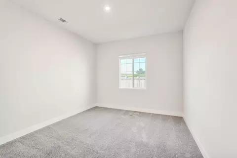 Bedroom - 1549 Base Ct, Dixon, CA 95620 photo 22 of 25
