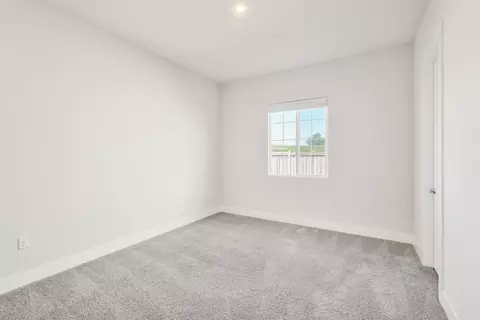 Bedroom - 1549 Base Ct, Dixon, CA 95620 photo 20 of 25