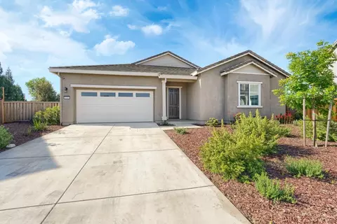 Exterior - 1549 Base Ct, Dixon, CA 95620 photo 2 of 13
