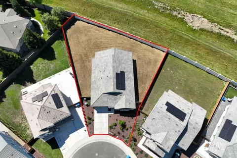 View/Area - 1549 Base Ct, Dixon, CA 95620 photo 4 of 17