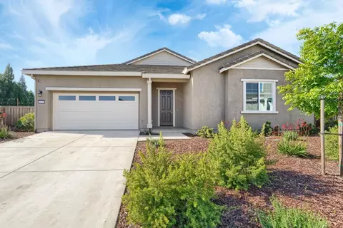 1549 Base Ct, Dixon, CA 95620