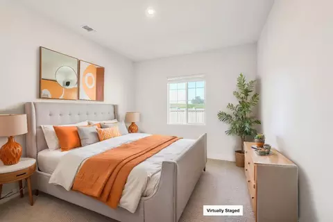 Bedroom - 1549 Base Ct, Dixon, CA 95620 photo 13 of 25