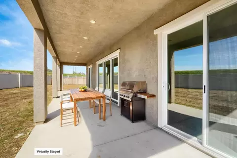 Exterior - 1549 Base Ct, Dixon, CA 95620 photo 6 of 13