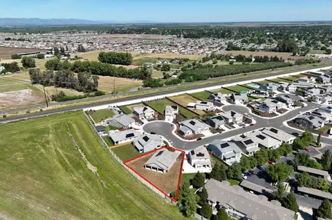 View/Area - 1549 Base Ct, Dixon, CA 95620 photo 9 of 17