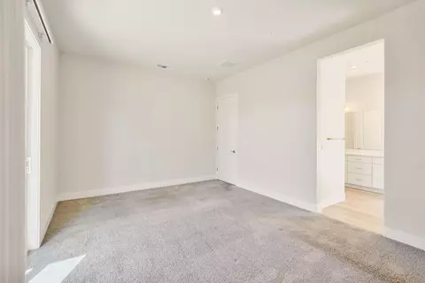 Bedroom - 1549 Base Ct, Dixon, CA 95620 photo 15 of 25