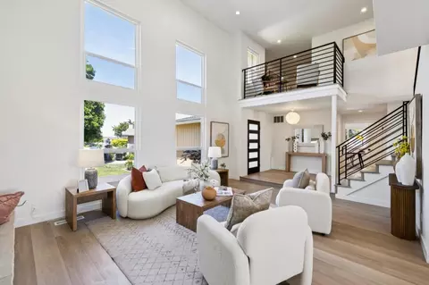 284 Avocet Ct, Foster City, CA 94404