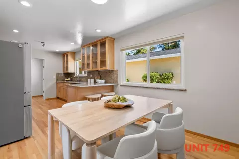 Dining - 747-749 Rainbow Dr, Mountain View, CA 94041 photo 2 of 7