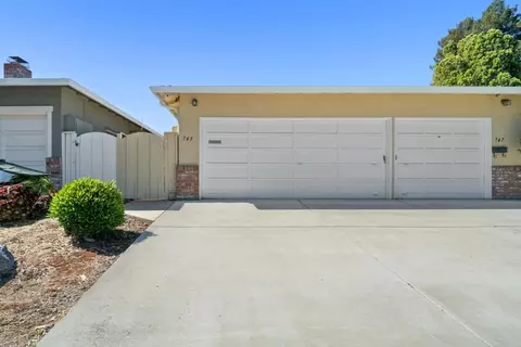 Exterior - 747-749 Rainbow Dr, Mountain View, CA 94041 photo 2 of 13