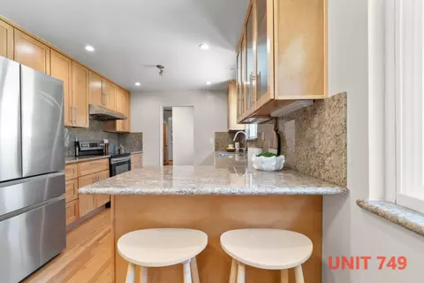Kitchen - 747-749 Rainbow Dr, Mountain View, CA 94041 photo 1 of 12