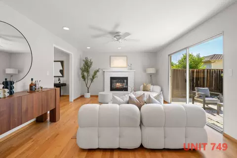 Living - 747-749 Rainbow Dr, Mountain View, CA 94041 photo 8 of 16