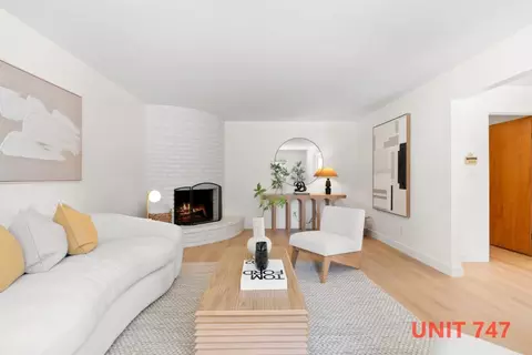Living - 747-749 Rainbow Dr, Mountain View, CA 94041 photo 16 of 16