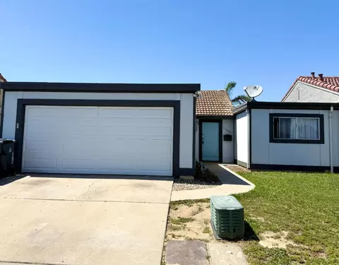 Exterior - 1506 Barcelona Cir, Salinas, CA 93906 photo 2 of 3