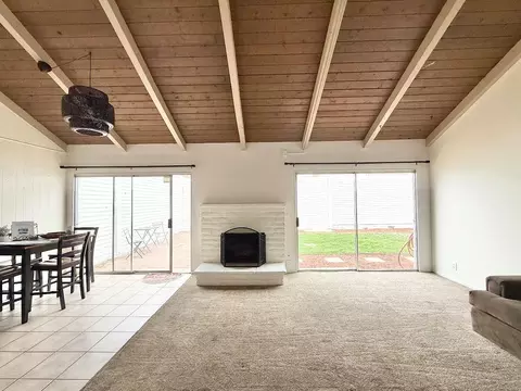 Living - 1506 Barcelona Cir, Salinas, CA 93906 photo 1 of 3