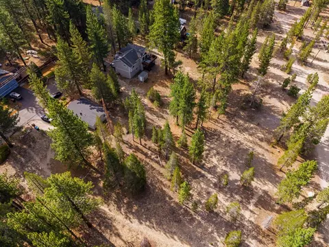 2510 Blitzen Rd, South Lake Tahoe, CA 96150