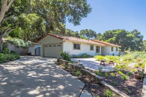 17848 Berta Canyon Rd, Salinas, CA 93907