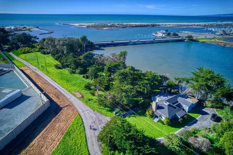 7201 Ca-1, Moss Landing, CA 95039