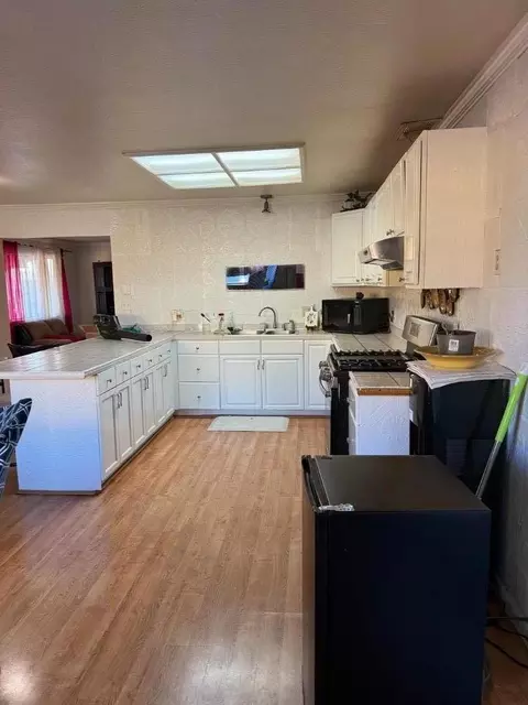 Kitchen - 1133 Topaz Dr, Manteca, CA 95336 photo 1 of 2