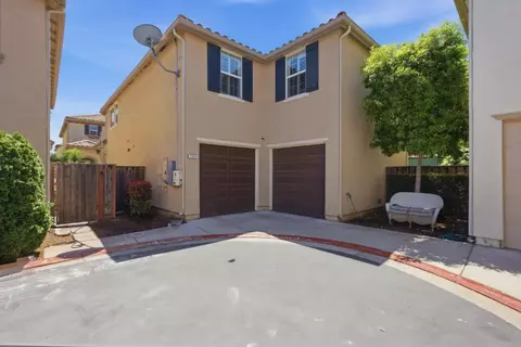 135 Palomino Pl, Gilroy, CA 95020