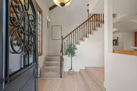 Entry Way - 216 Bloomfield Rd, Burlingame, CA 94010 photo 1 of 4