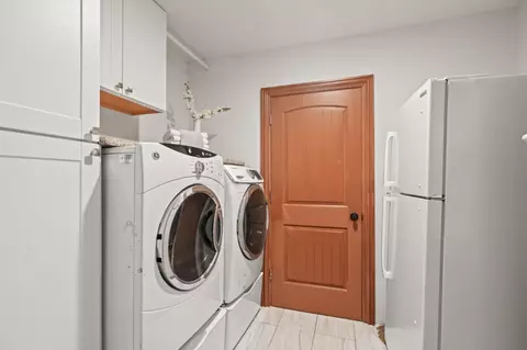 Other - 216 Bloomfield Rd, Burlingame, CA 94010 photo 8 of 10