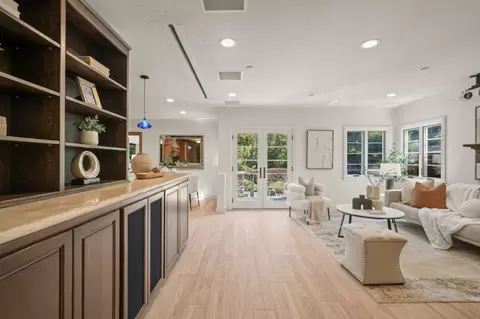 Living - 216 Bloomfield Rd, Burlingame, CA 94010 photo 2 of 3