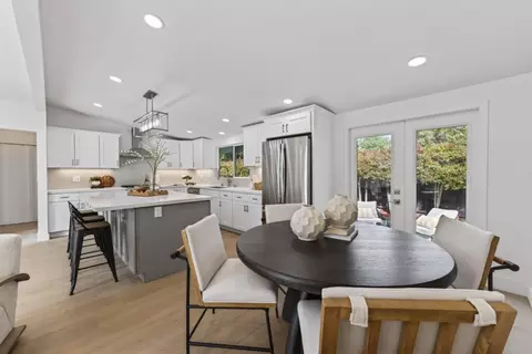Dining - 236 Lassen Ave, Mountain View, CA 94043 photo 1 of 2