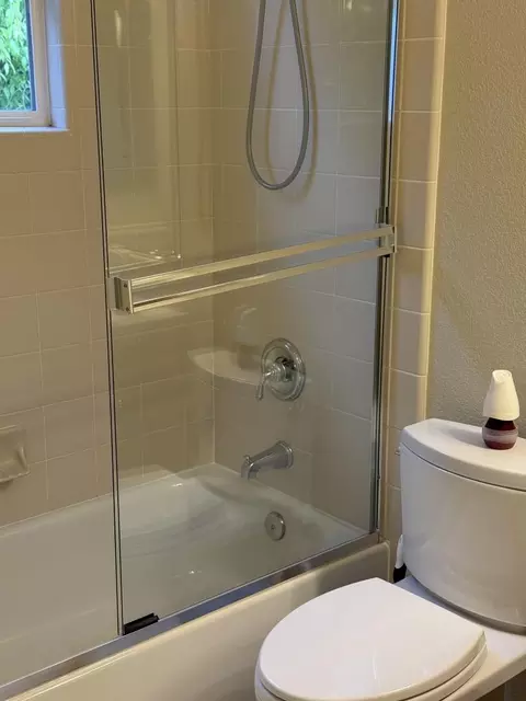 Bath - 122 Piedmont Rd, Milpitas, CA 95035 photo 4 of 6