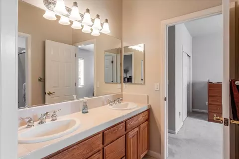Entry Way - 122 Piedmont Rd, Milpitas, CA 95035 photo 3 of 3