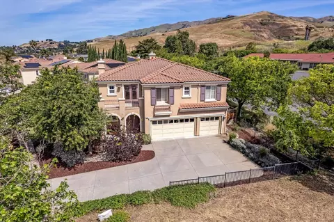 122 Piedmont Rd, Milpitas, CA 95035