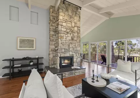 710 Woodcrest Ln, Monterey, CA 93940
