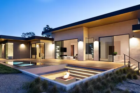 31 Poppy Ln, Pebble Beach, CA 93953