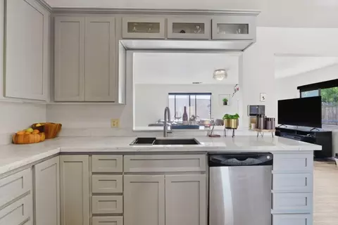 1930 Vine Dr, Fairfield, CA 94533 photo 9