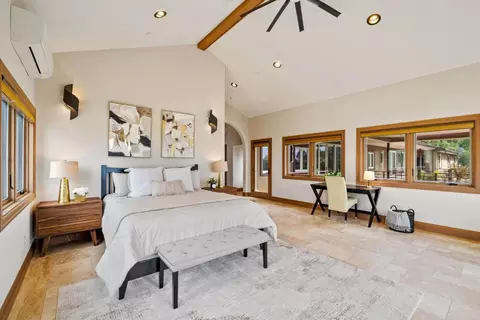 Bedroom - 1061 Summit Rd, Watsonville, CA 95076 photo 1 of 4