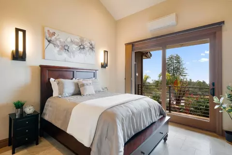 Bedroom - 1061 Summit Rd, Watsonville, CA 95076 photo 4 of 4