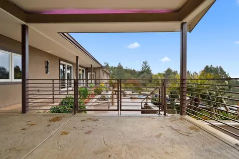 Exterior - 1061 Summit Rd, Watsonville, CA 95076 photo 14 of 28