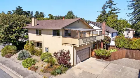 111 Westmoor Dr, Santa Cruz, CA 95060