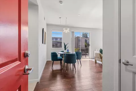 1065 Saginaw Ter 203, Sunnyvale, CA 94089