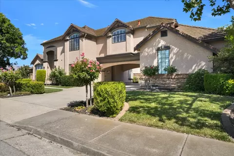 844 Black Walnut Way, Morgan Hill, CA 95037