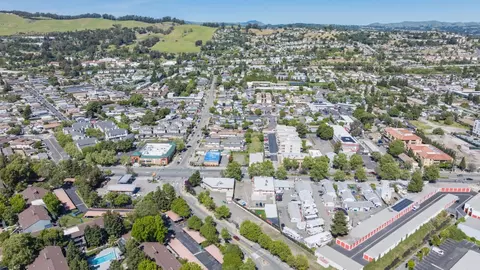 View/Area - 15950 E 14th St, San Leandro, CA 94578 photo 9 of 25