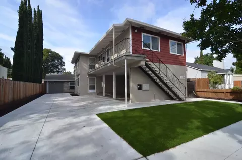 1164 Clinton St, Redwood City, CA 94061